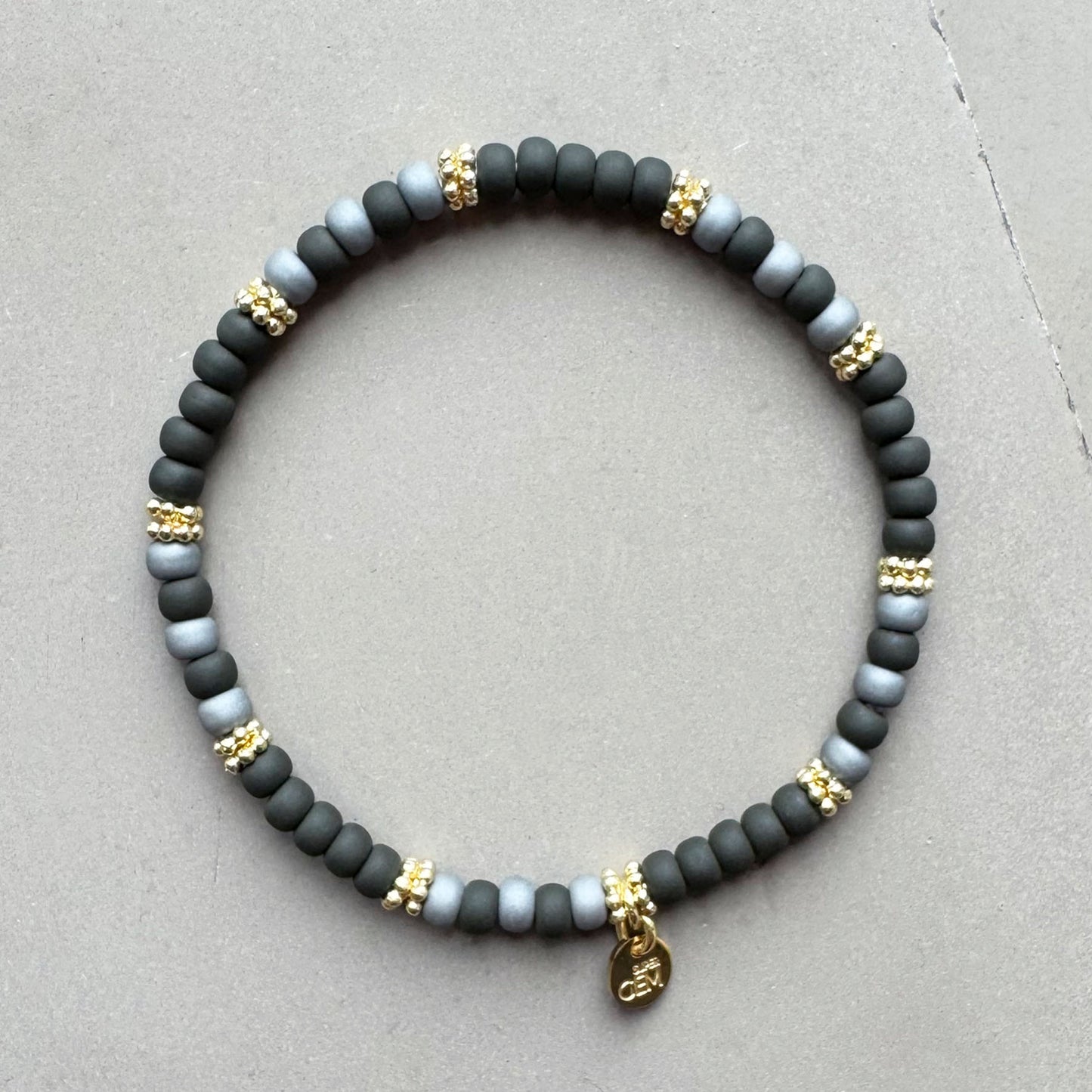 ROC STRIPE BLACK GRAPHIT