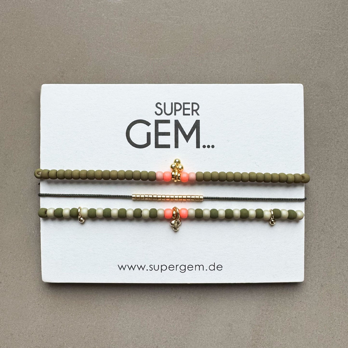 Fadenarmband Olive