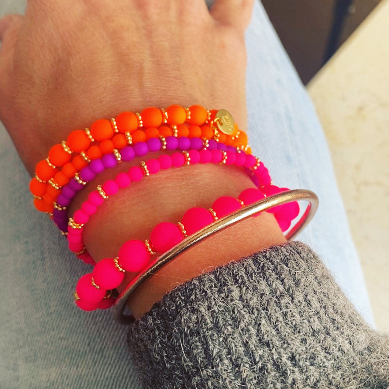 LITTLE NEON ORANGE