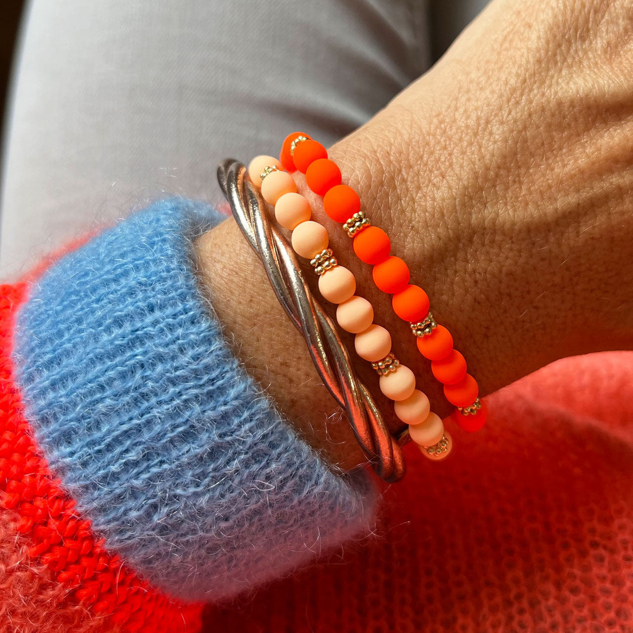 LITTLE NEON ORANGE NEW