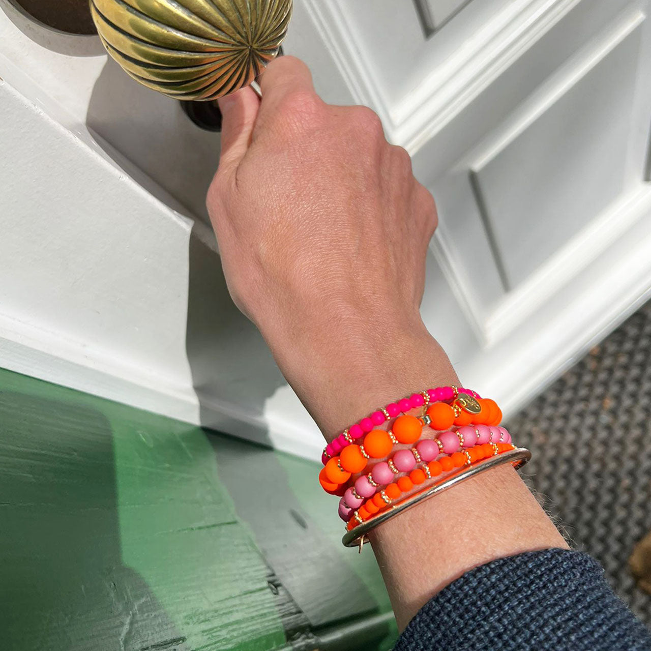 BIG NEON ORANGE