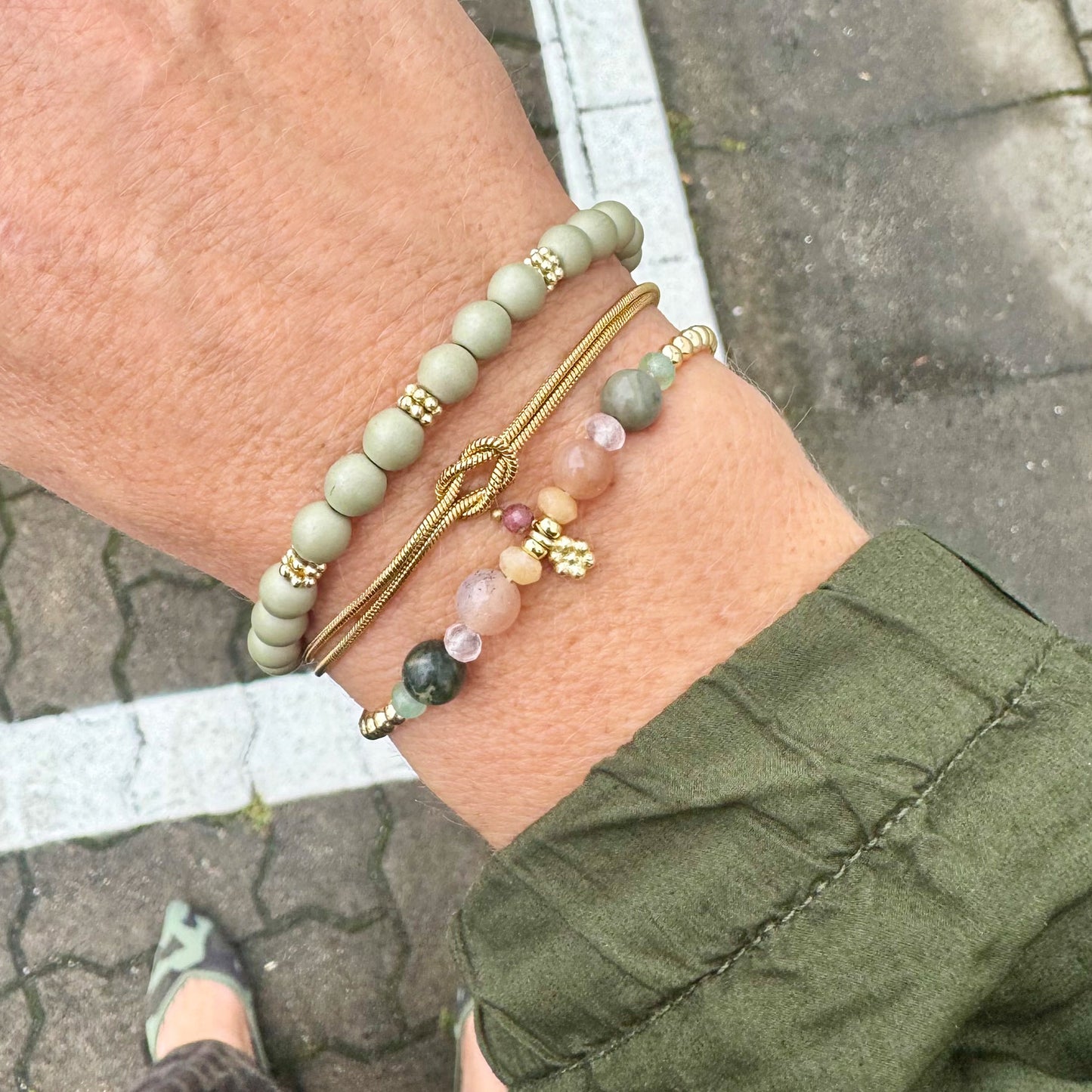 Fine glitter bracelet gold