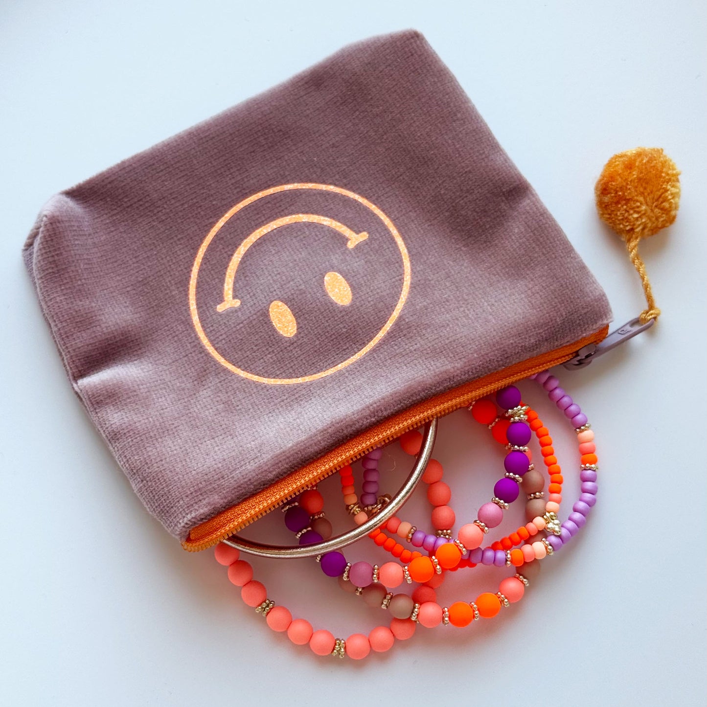 Samttasche Smiley taupe