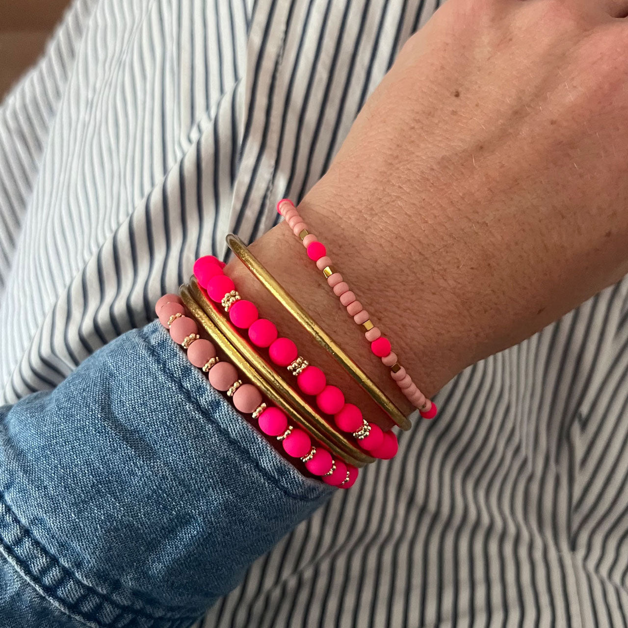 LITTLE NEON PINK NEW