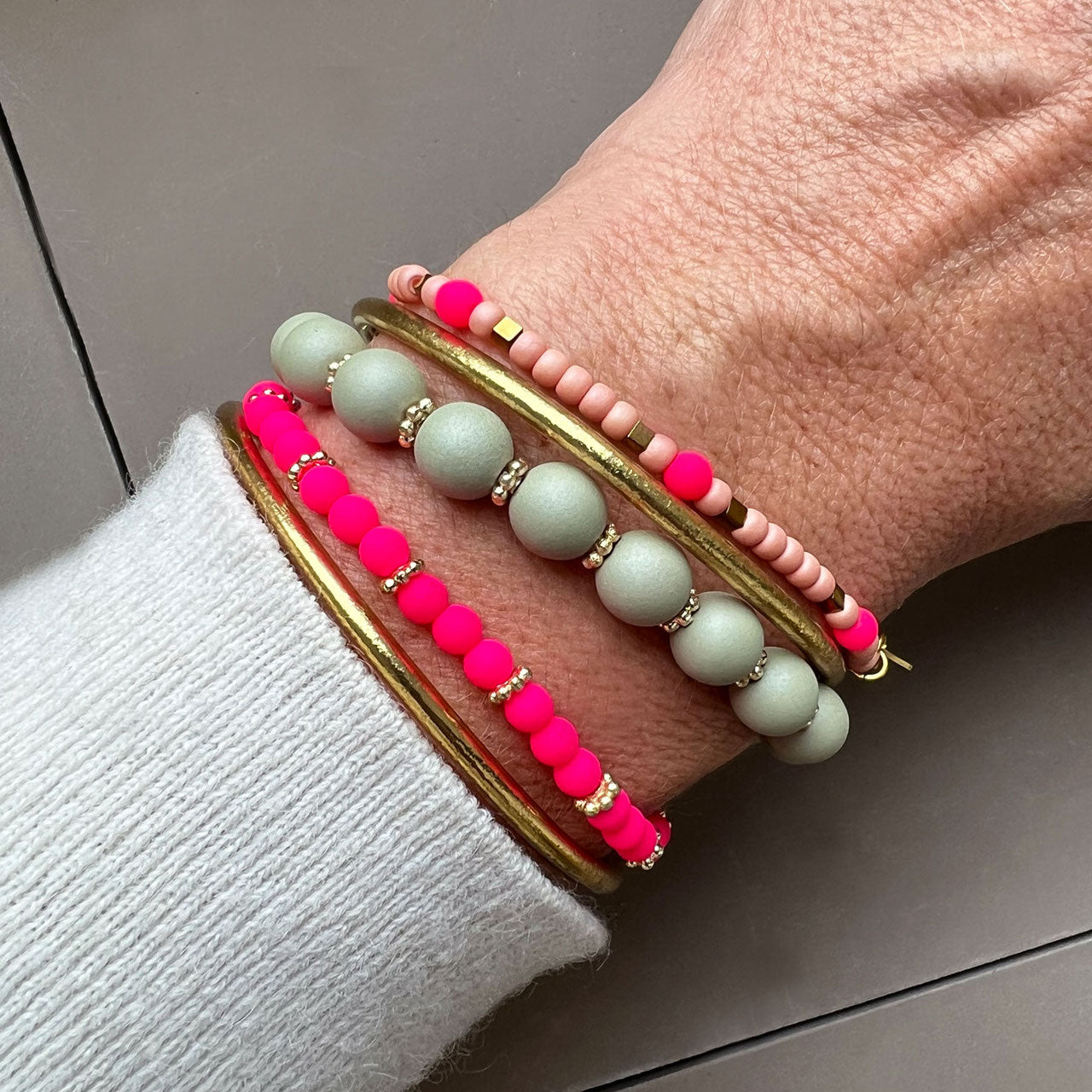 MINI NEON PINK